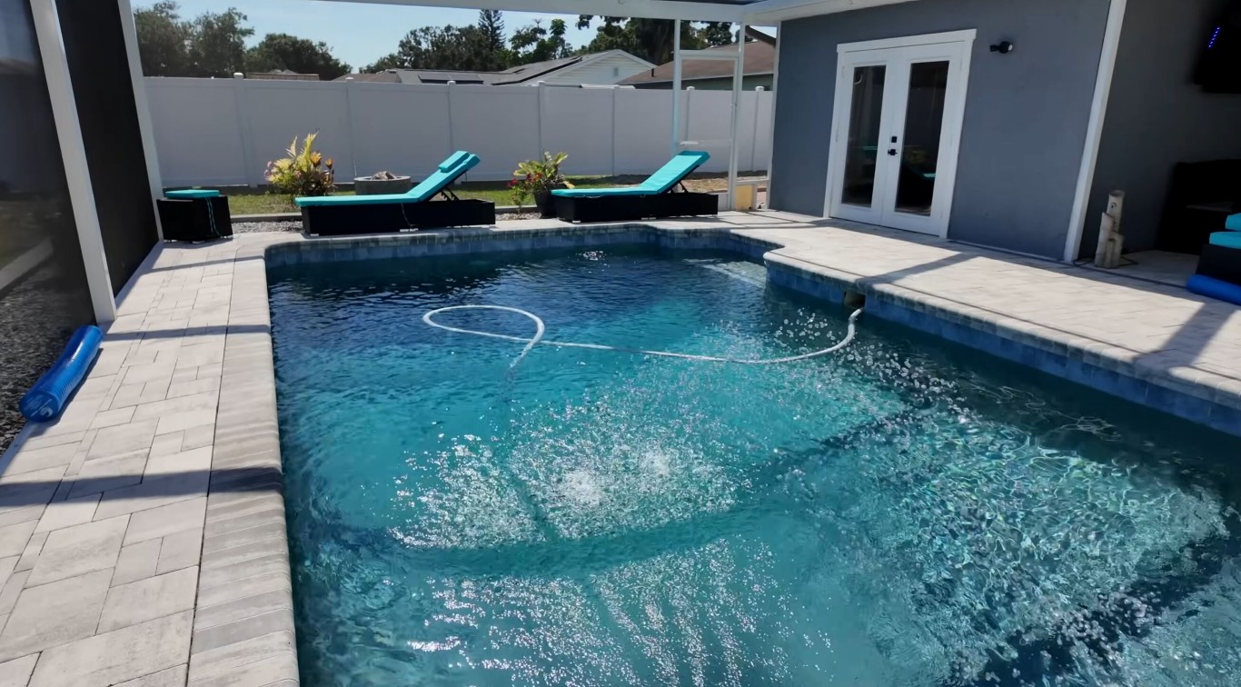 Green Pool Treatment & Algae Removal